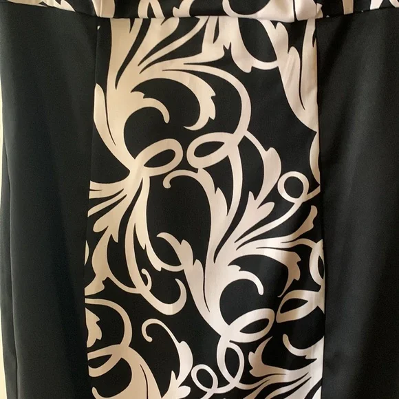 Brand new to the knee dress size 12 London times - Picture 3 of 4